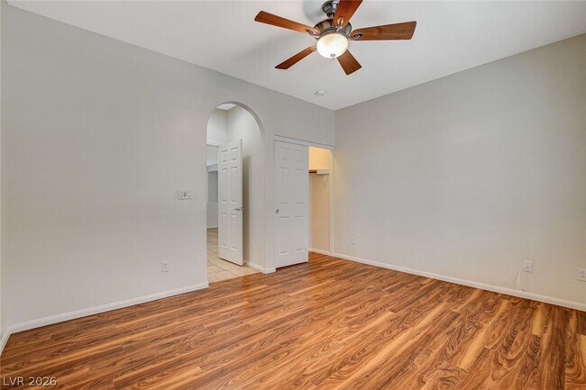 Building Photo - 9734 Maspalomas St