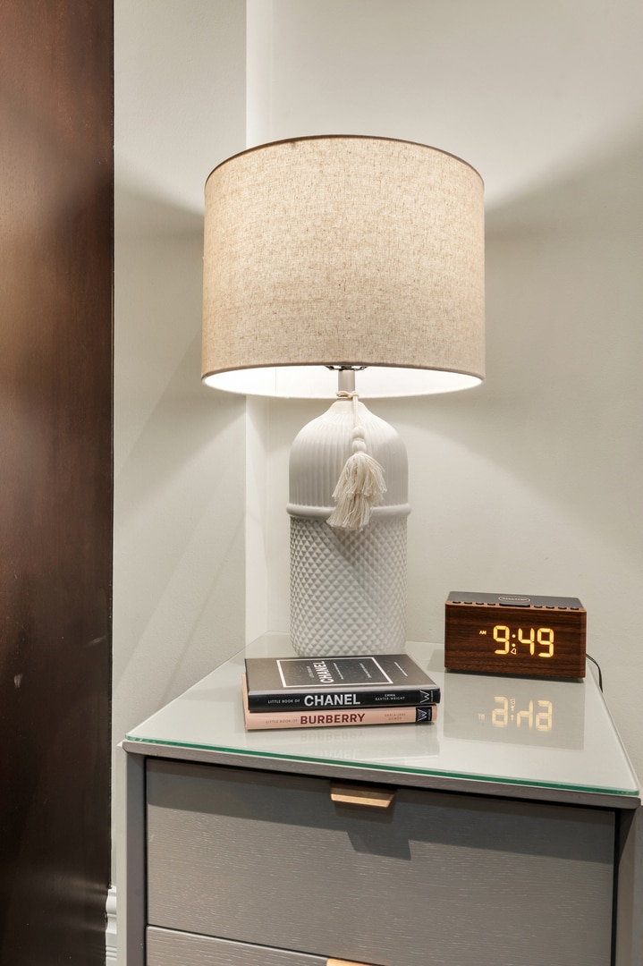 Building Photo - 70 E Walton St