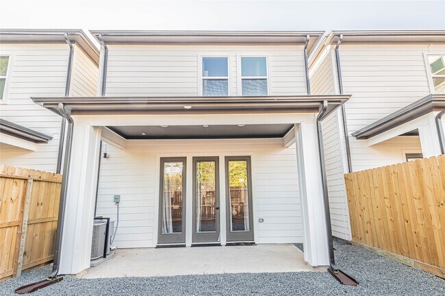 Building Photo - 3507 Ennis St