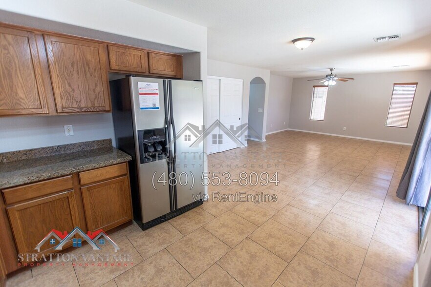 Building Photo - 42271 Colby Dr