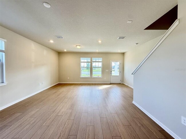 Building Photo - 2116 Southbury Dr