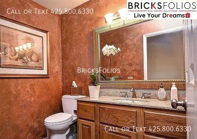 Building Photo - Luxurious 5-bedroom home in Sammamish with...