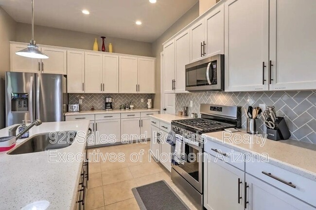 Building Photo - 3500 W Altair Way