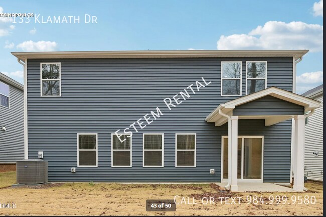 Building Photo - 133 Klamath Dr