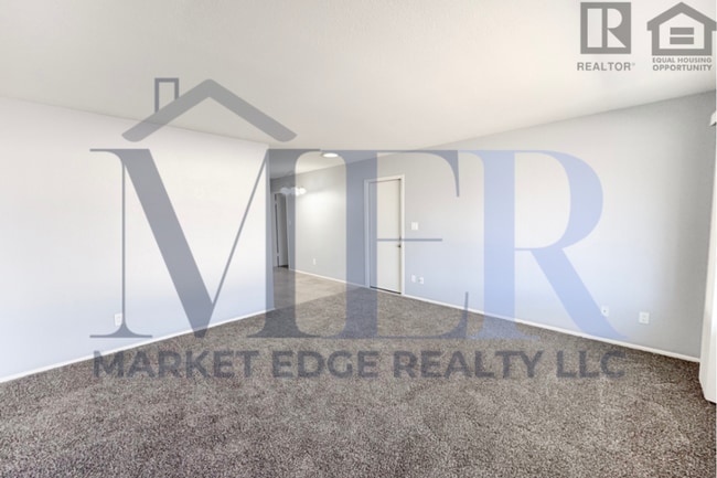 Building Photo - 3Bed/2Bath Home at Olive Ave/103rd Ave! Ready for Immediate Move-In! -- RV GATE! NO HOA!