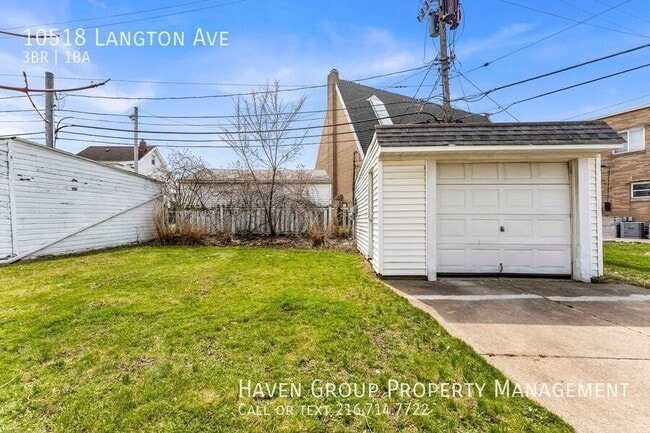 Building Photo - 10518 Langton Ave