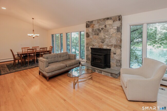 Building Photo - 34 Forty Acre Mountain Rd
