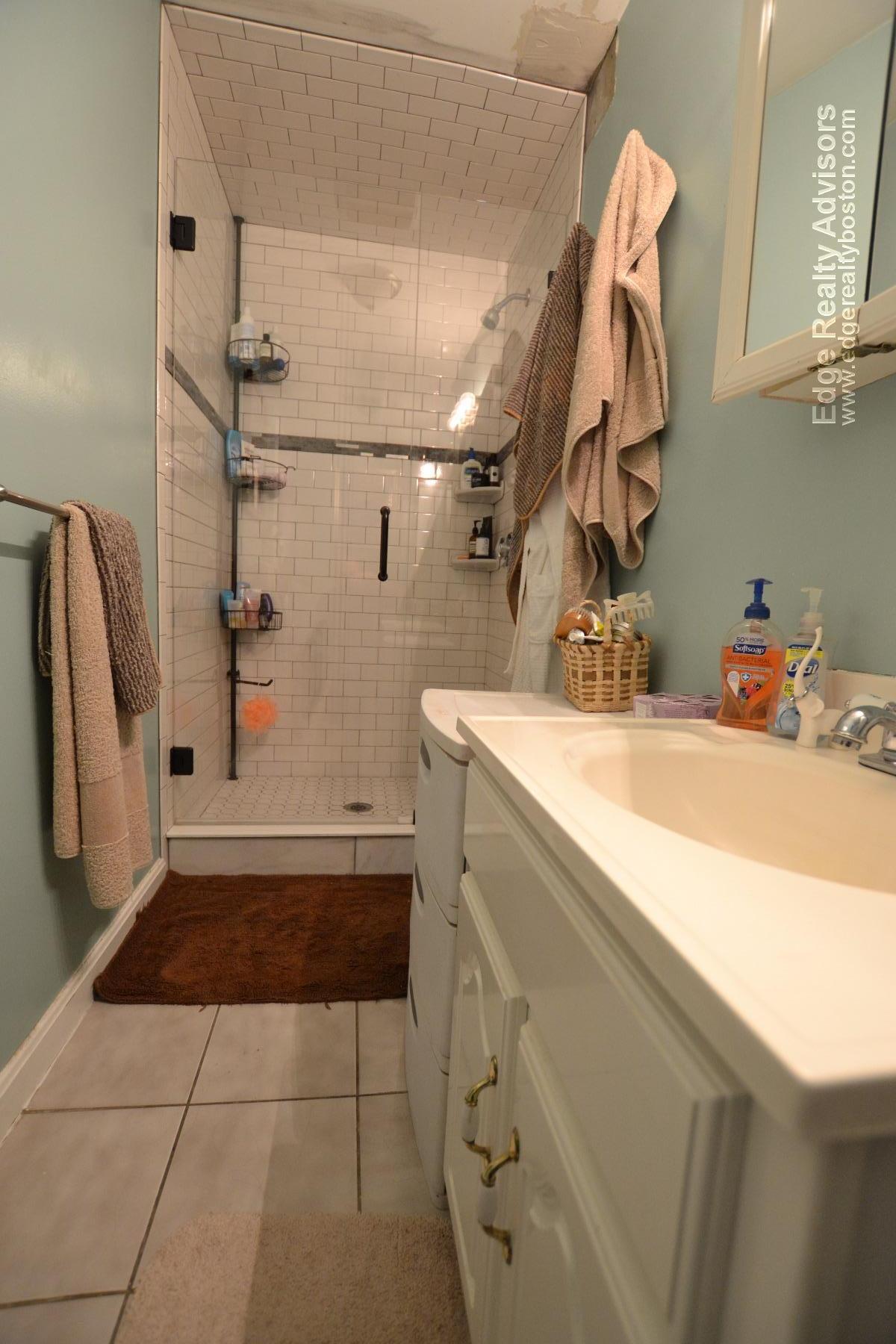 Building Photo - 151 Nonantum St