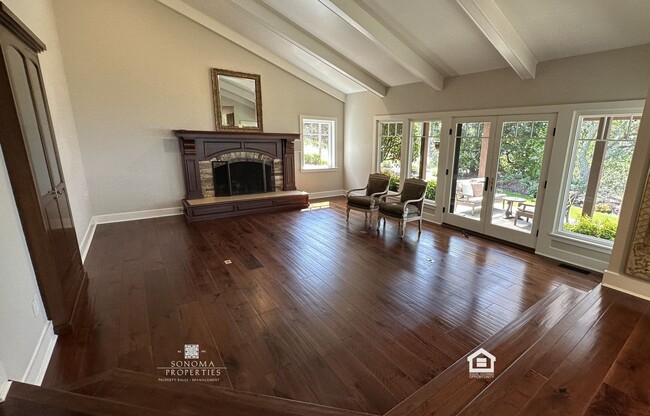 Building Photo - Stunning 3BD/2.5BA Home with Breathtaking ...