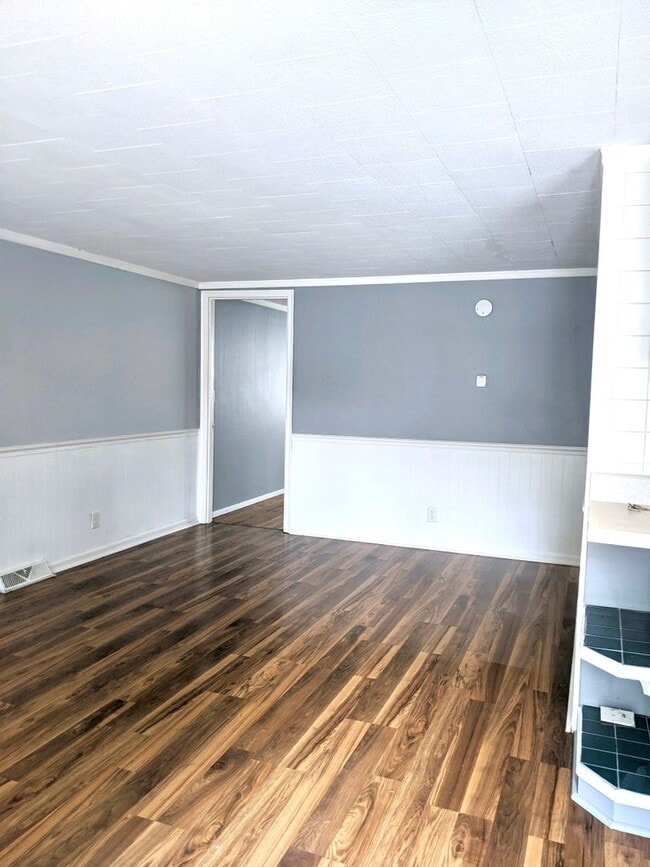 Building Photo - 2506-2510 Oriole