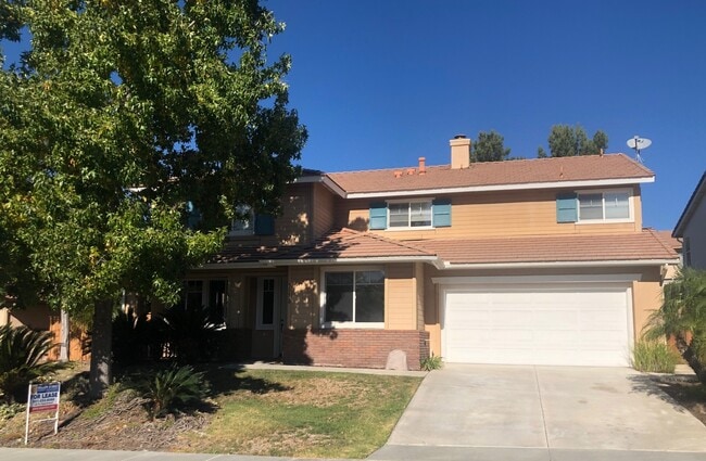 Primary Photo - Chardonnay Hills 4 Bedroom