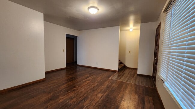 Building Photo - 2421 Adler Cir