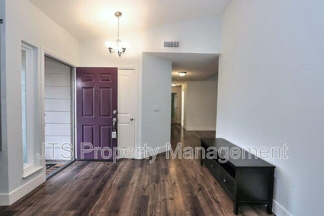 Building Photo - 5248 Phoenix Ridge Pl