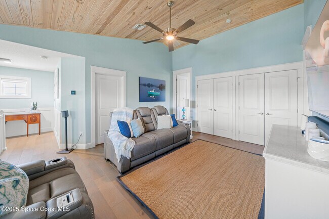 Building Photo - 14 Cottage Ct