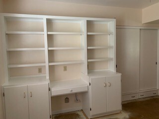 built in - 6727 N 13th Pl