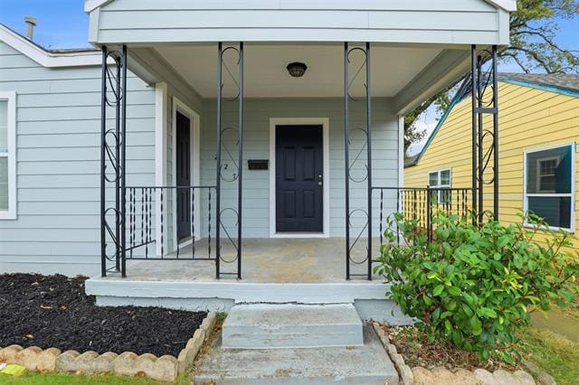 Building Photo - 227 S Hampton Rd