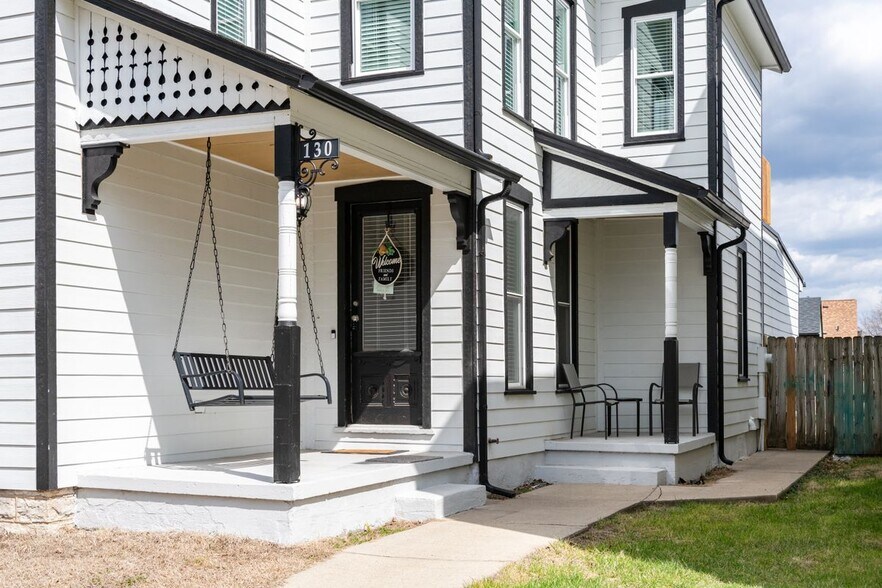 Building Photo - 130 Mound St