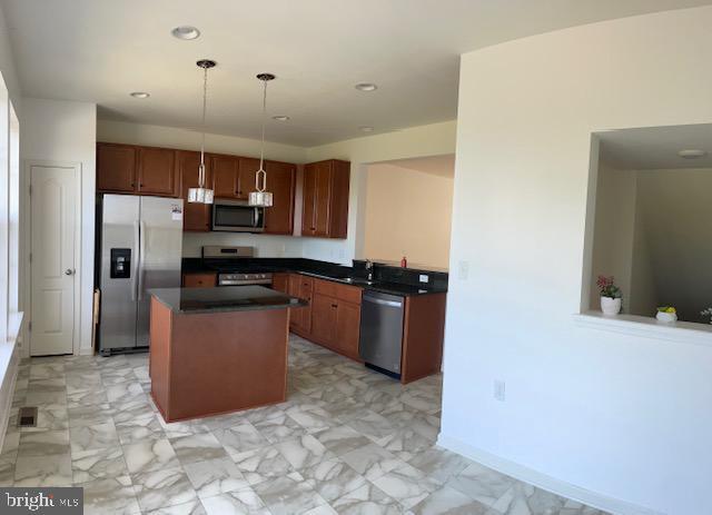 Building Photo - 106 Stribling Wy