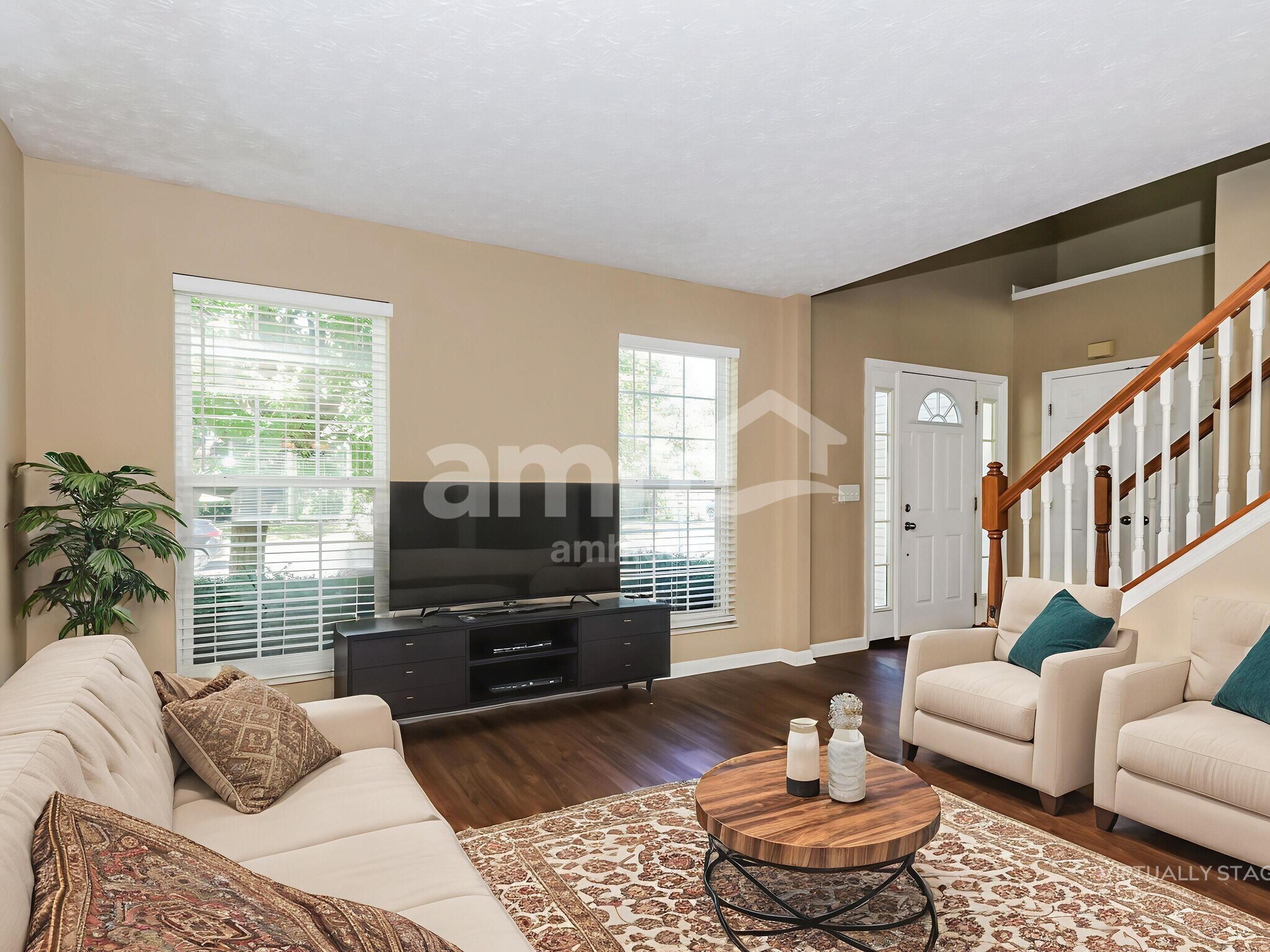 Building Photo - 5192 Summerset Dr