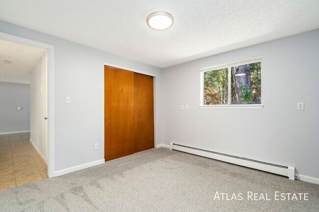 Building Photo - 4445 Stover St