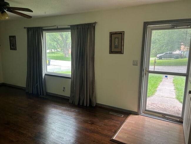 Building Photo - COMING SOON! Beautiful 4 Bedroom Home in N...