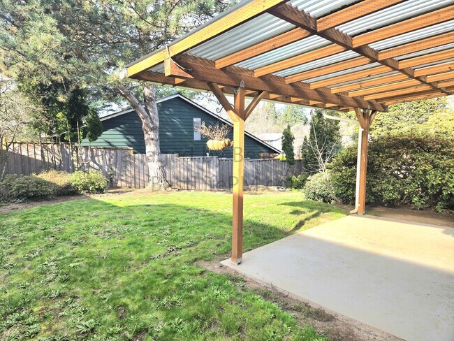 Building Photo - 2575 NW 119th Pl