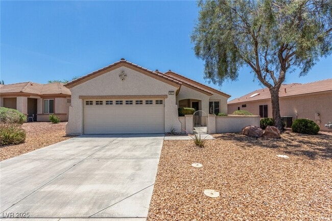 Primary Photo - 2871 Goldcreek St