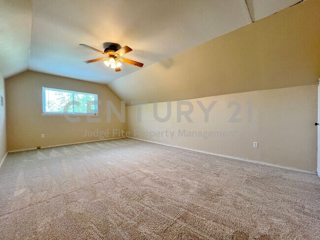 Building Photo - Spacious 2-Story 4/2/2 in Ft. Worth For Rent!
