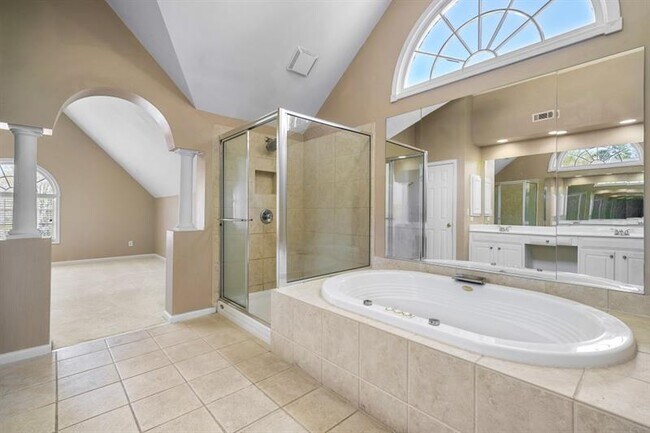 Building Photo - 130 Candler Ct