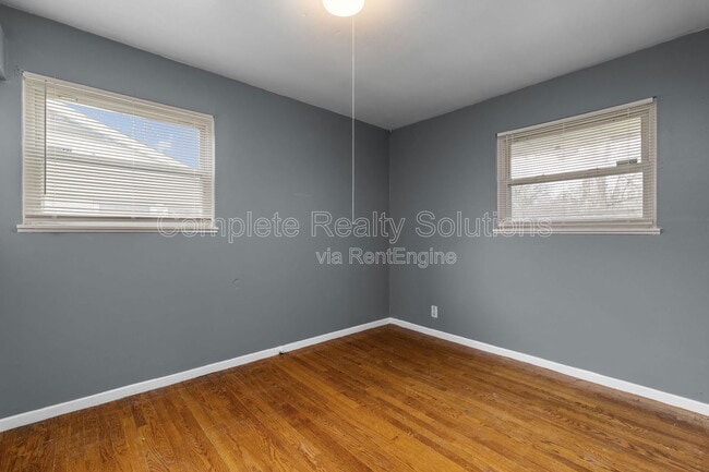 Building Photo - 135 Dundee Cir