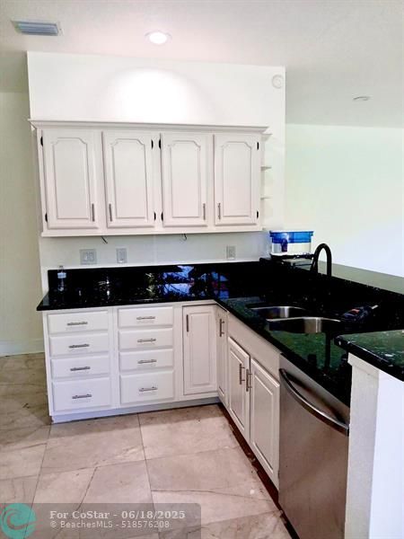 Building Photo - 4755 Chardonnay Dr