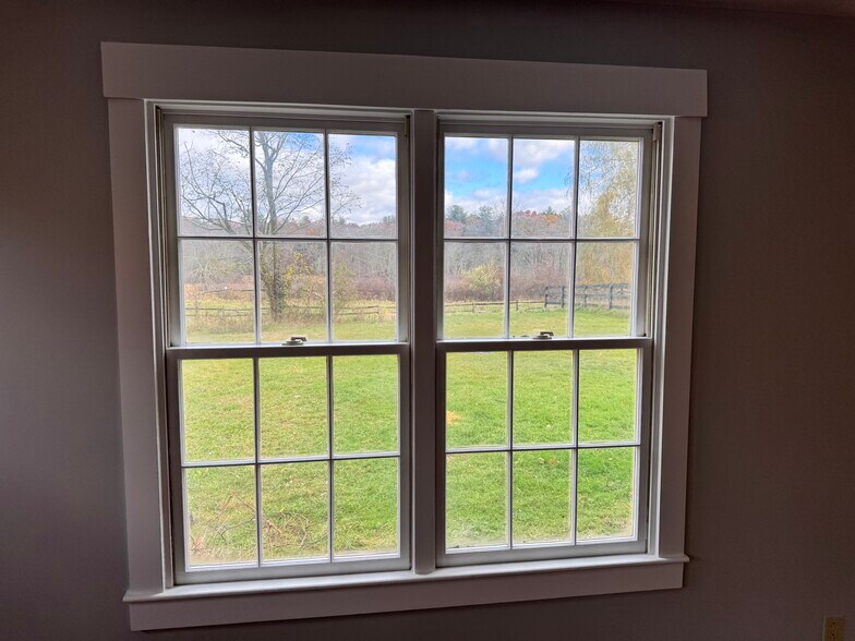 Building Photo - 253 Davis Rd