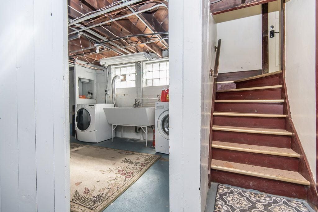 Building Photo - 537 N 59th St