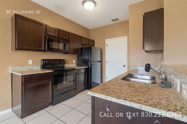 Building Photo - 8709 Azul Sky Ct