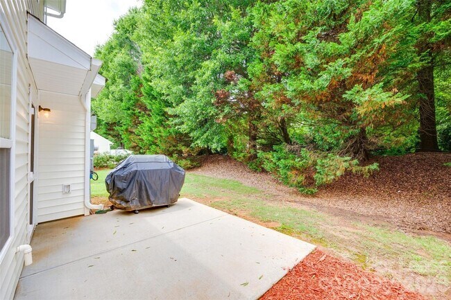 Building Photo - 1430 Harpers Inlet Dr