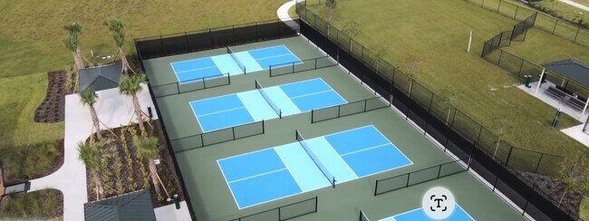 Building Photo - 11041 65th Ter E