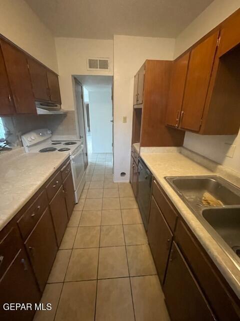 Building Photo - 9752 Blue Wing Dr