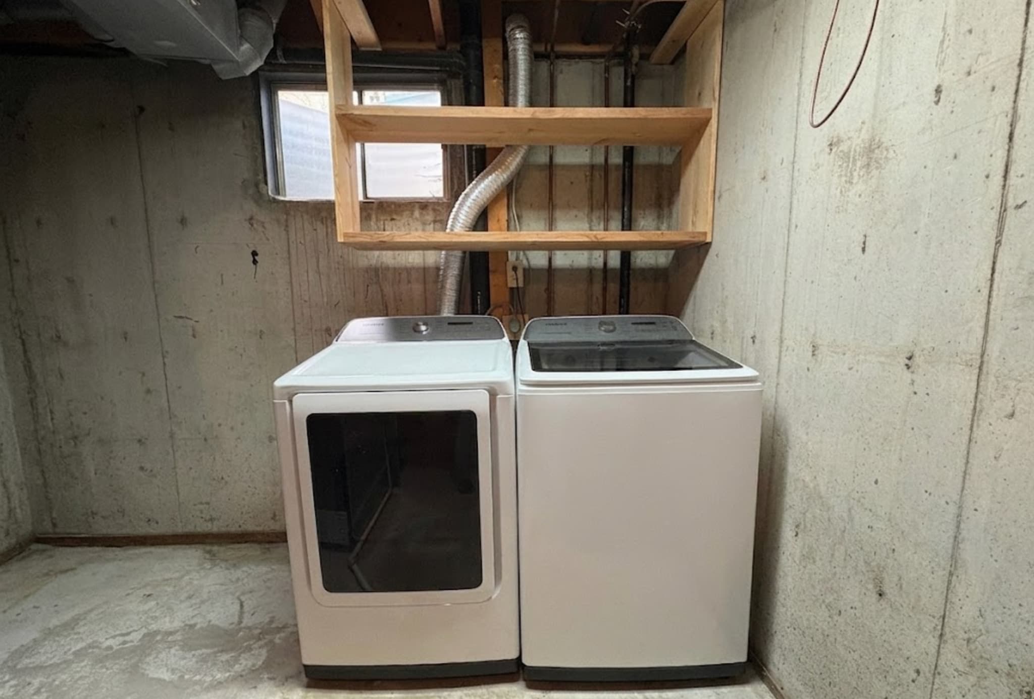 Building Photo - 5565 S Lansing Ct