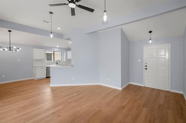 Building Photo - 400 Kalmia Dr