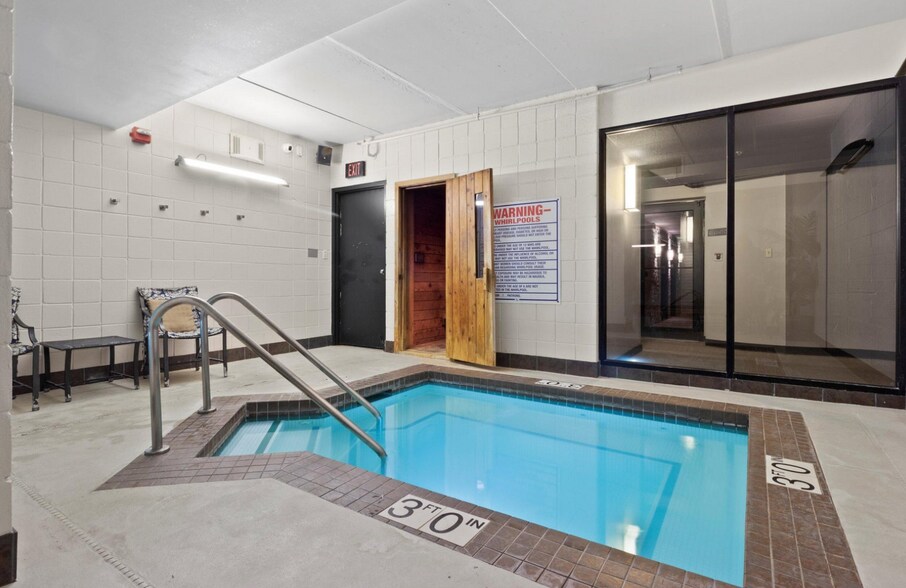 Interior hot tub/sauna amenity - 270 E Highland Ave
