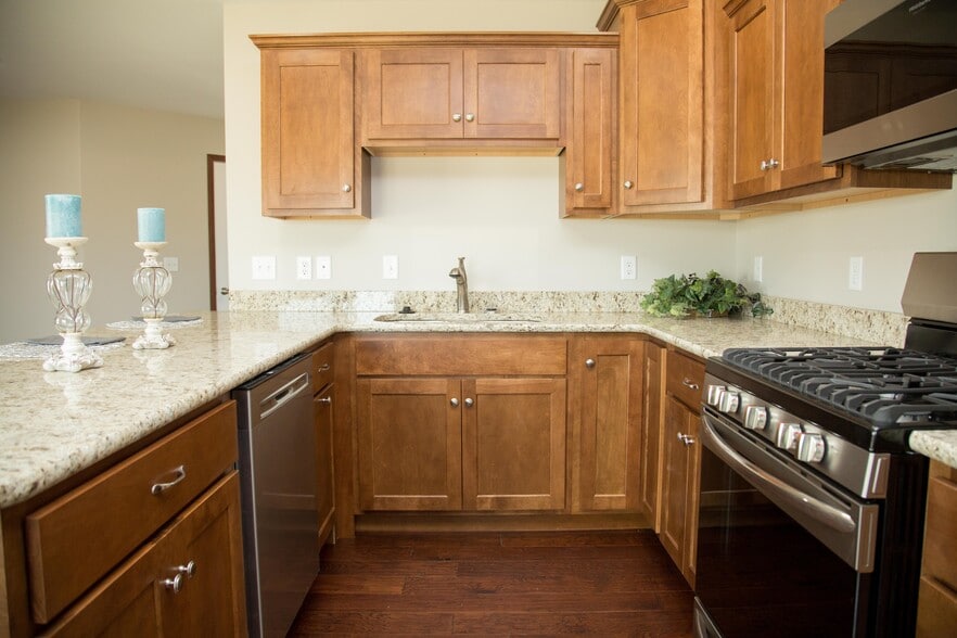 Building Photo - 6383 Osage Dr