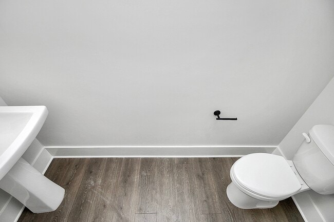 Building Photo - 2957 Ross Ave