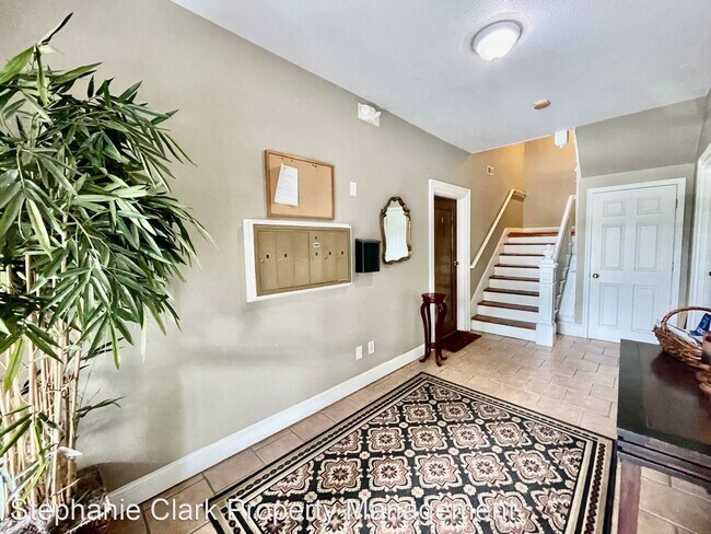 Building Photo - 3 br, 2 bath House - 1311 Colonial Avenue #3