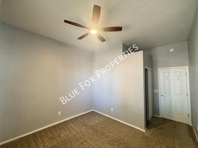 Building Photo - 3715 S Escalante Oasis Pl