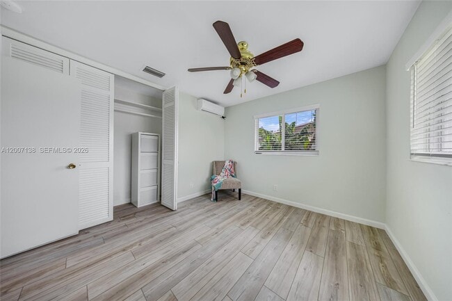 Building Photo - 1320 NE 27th Ave