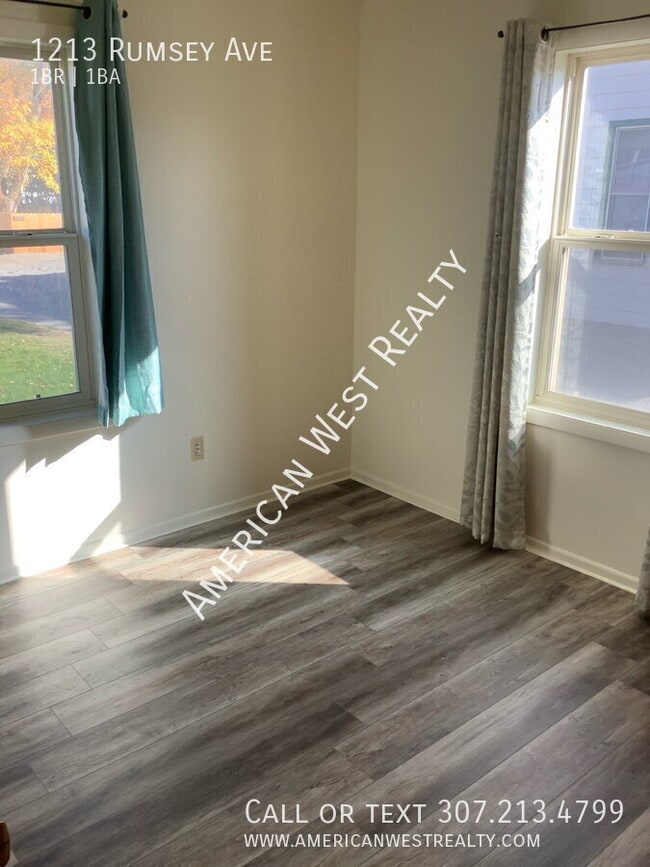 Building Photo - 1213 Rumsey Ave