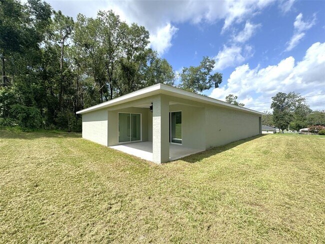 Building Photo - 826 Birch Ave