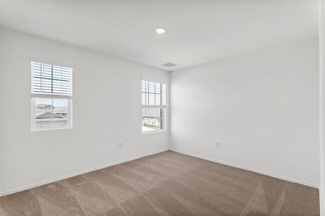 Building Photo - 114 Miglia St