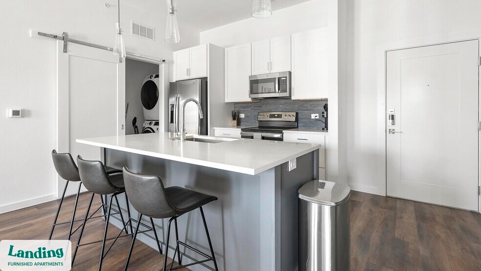 Building Photo - 5511 Caprock Smt Dr