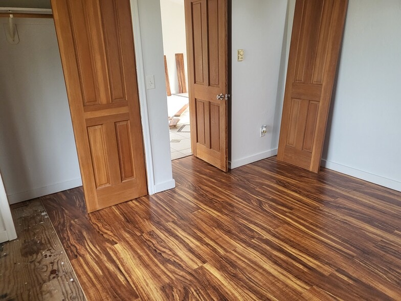 Building Photo - 284 Watershed Rd